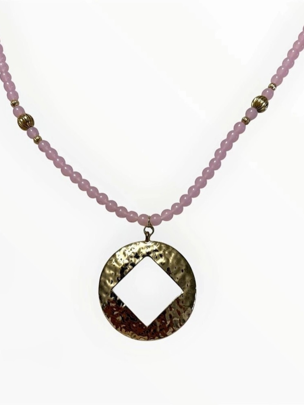 Long Beaded Pendant Necklace in Pink & Gold Like New - Picture 2 of 3